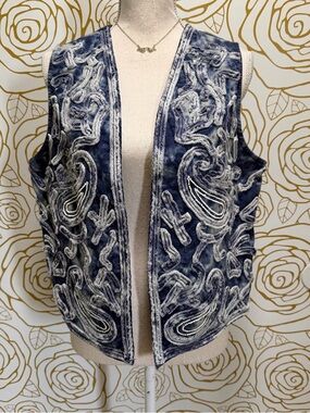 Chico's Thirty Unforgettable Years Embroidered Beaded Denim Tie Dye Vest